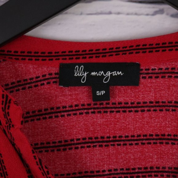 2/$20 red and black striped long sleeve blouse b6 - Picture 6 of 6